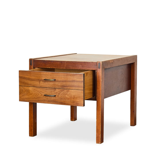 Side Table w/Drawer