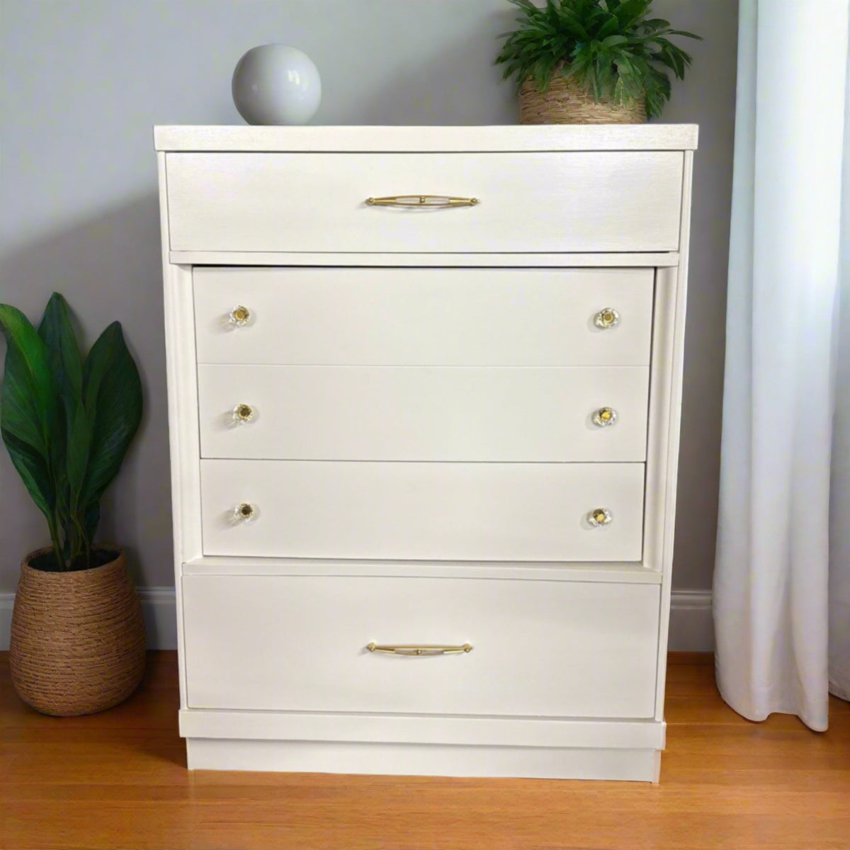dresser near me Alpental 6-Drawer Sleek lines and elegant curves accentuate modern flare as this versatile dresser coordinates with any home furniture and will grow with your child Tahoe Dresser by Canyon |