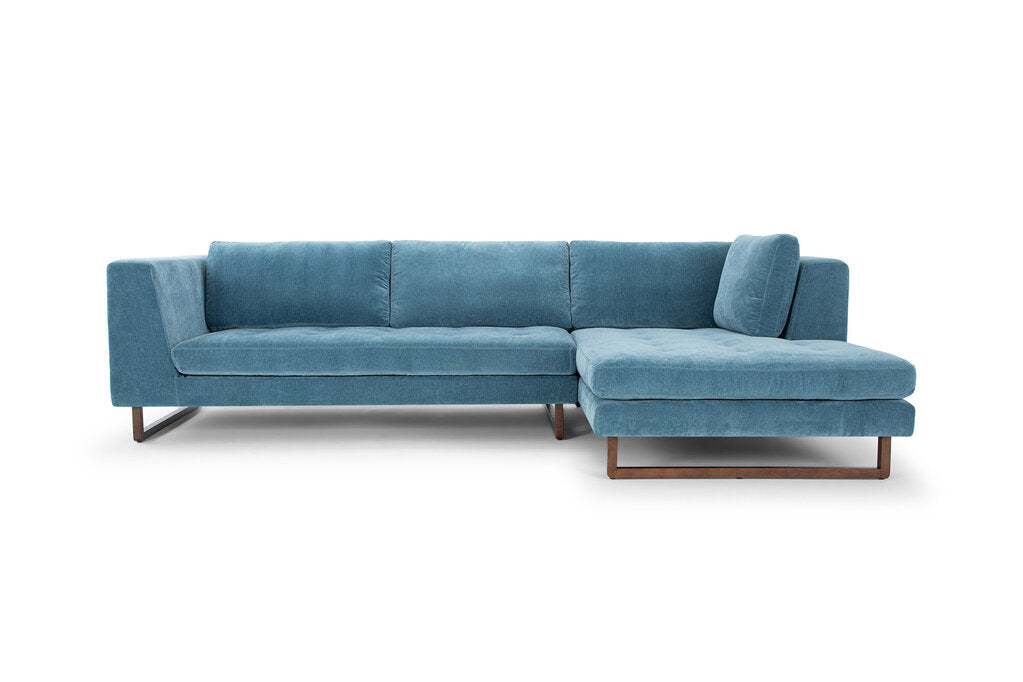 Sectional in Moss Navy (RHF)