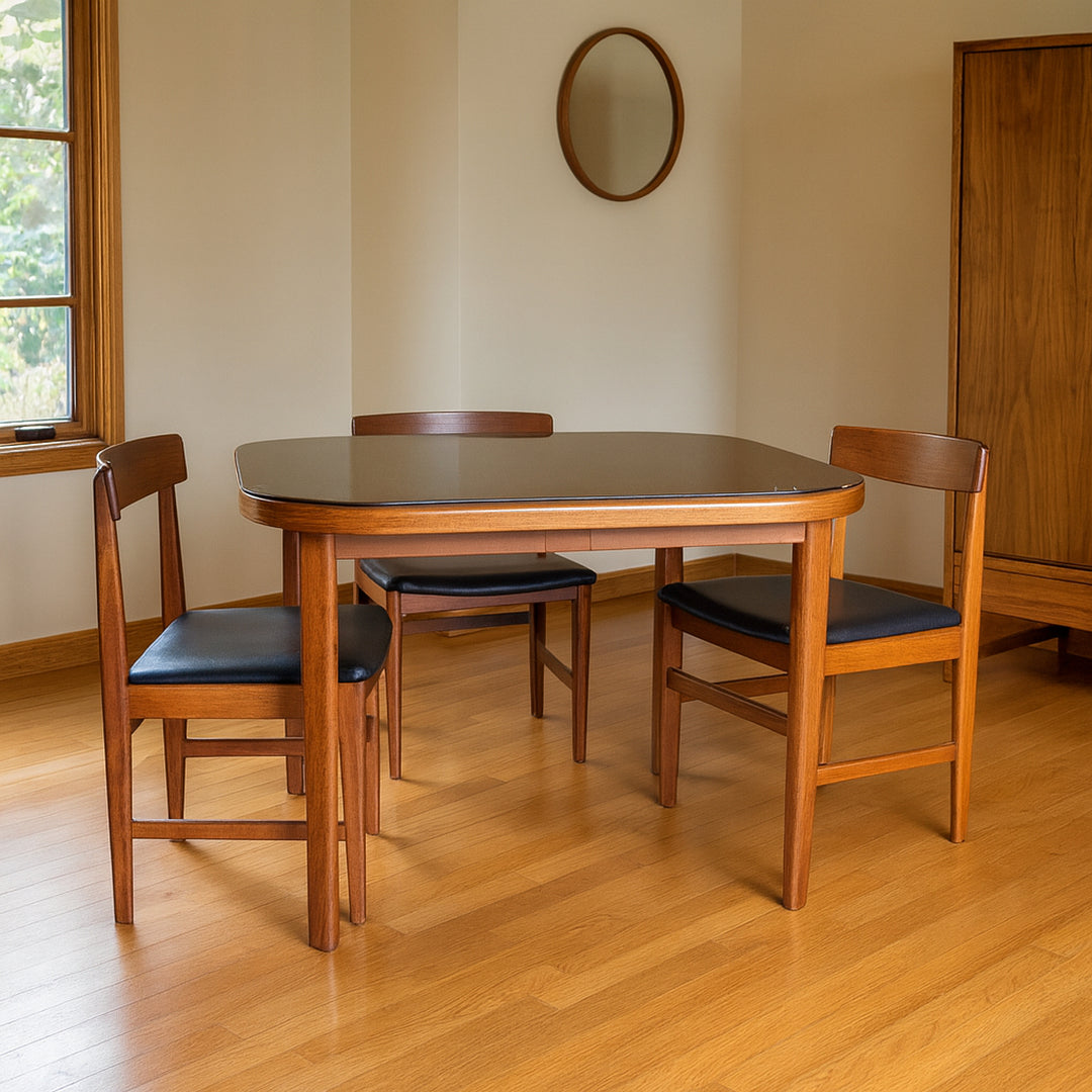 Mid-Century Modern Dining Table with 6 chairs