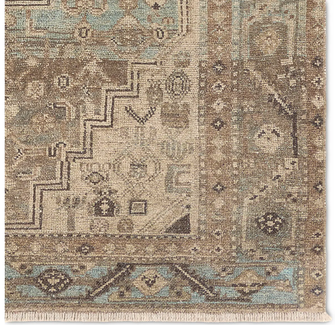 The Voentia Rug