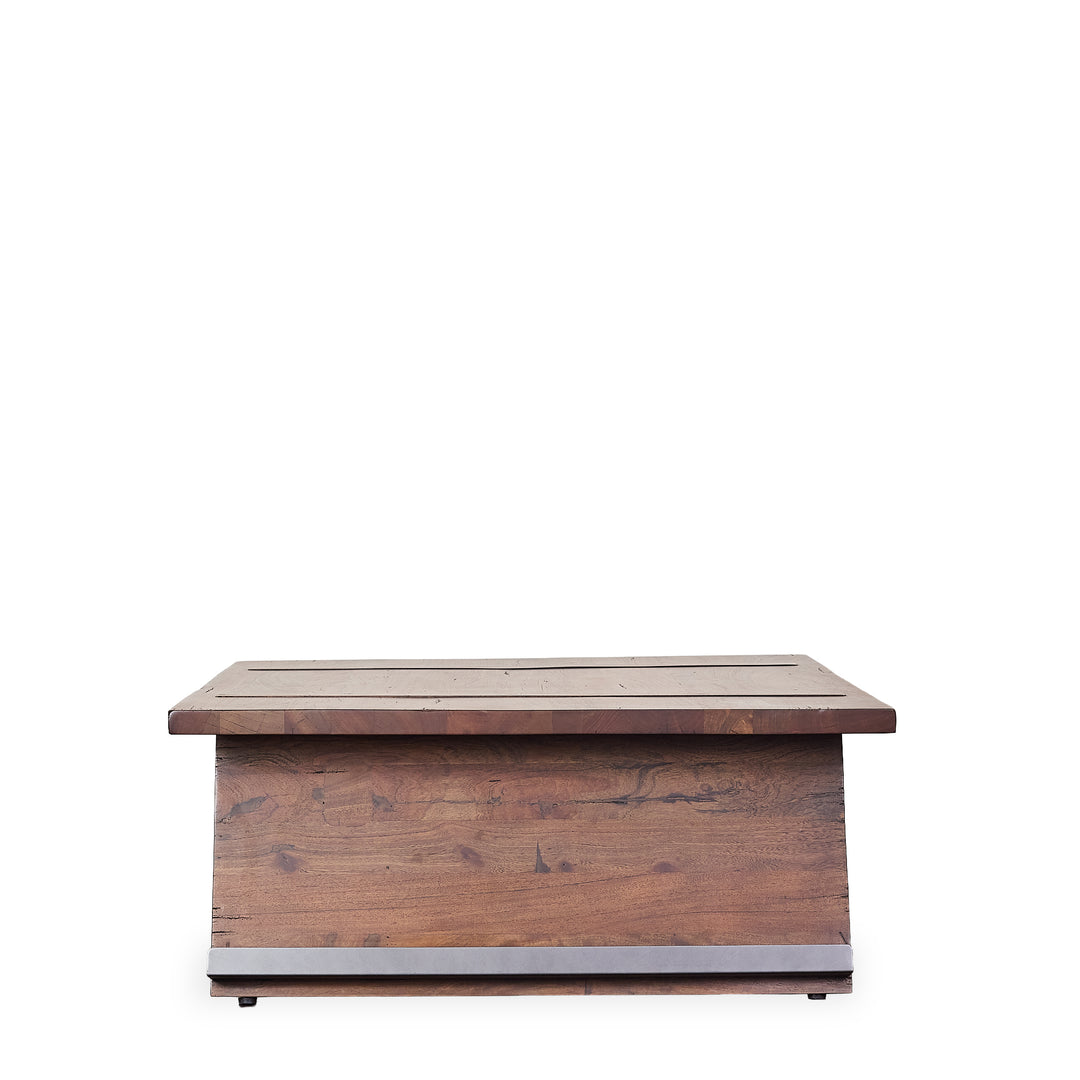 Ventura Walnut Coffee Table w/Media Rack