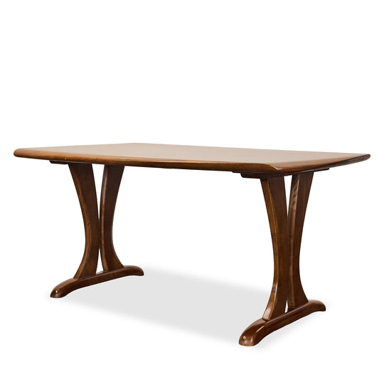 Dining Table w/Chairs