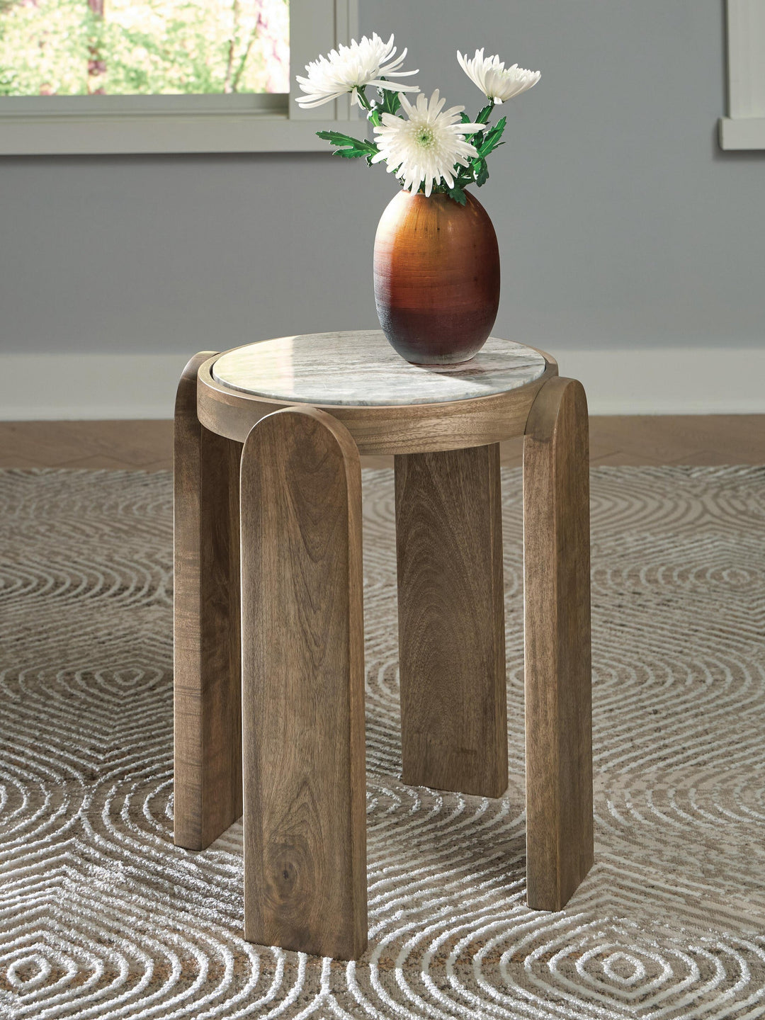 Gavrilley Accent Table by Ashley Furniture - product view