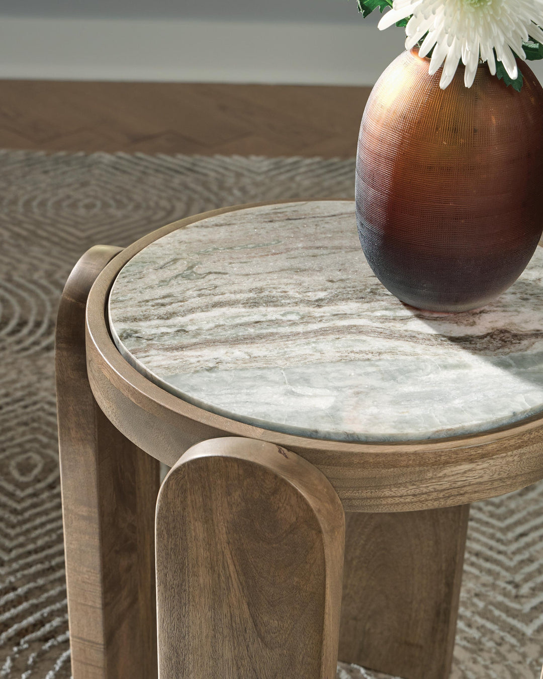 Gavrilley Accent Table by Ashley Furniture - view 4