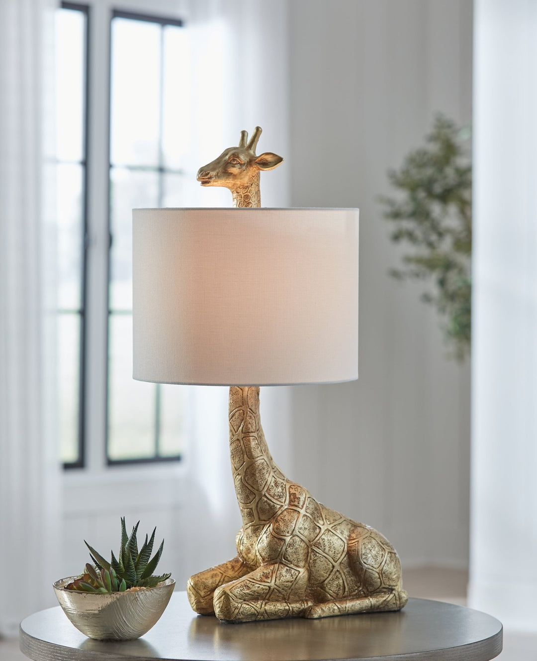 Ferrison Giraffe Table Lamp - Whats New Furniture Portland OR