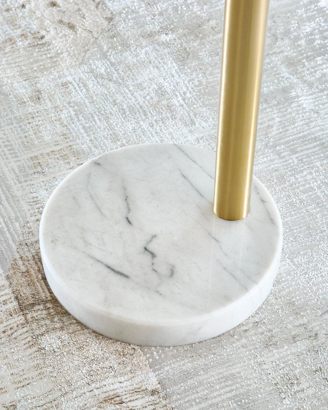 Valo Arc Lamp in Gold Finish — Ashley Furniture official base detail view