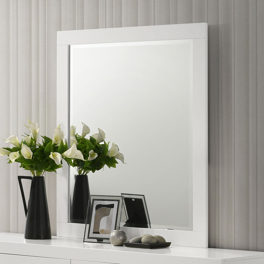 Jessica Dresser Mirror Snow White - What&