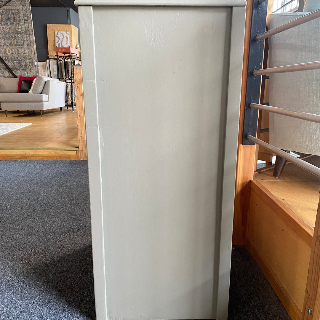4-Drawer Painted Dresser