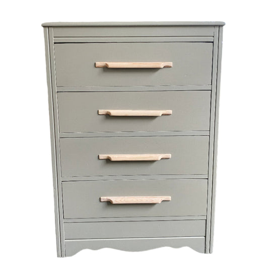 4-Drawer Painted Dresser