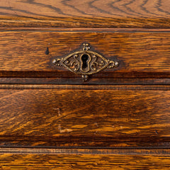 Secretary Desk detail view 8 - What&