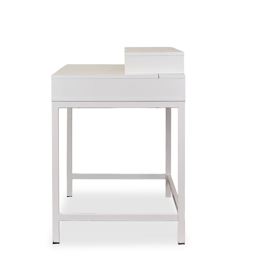 Dorm Desk detail view 2 - What&