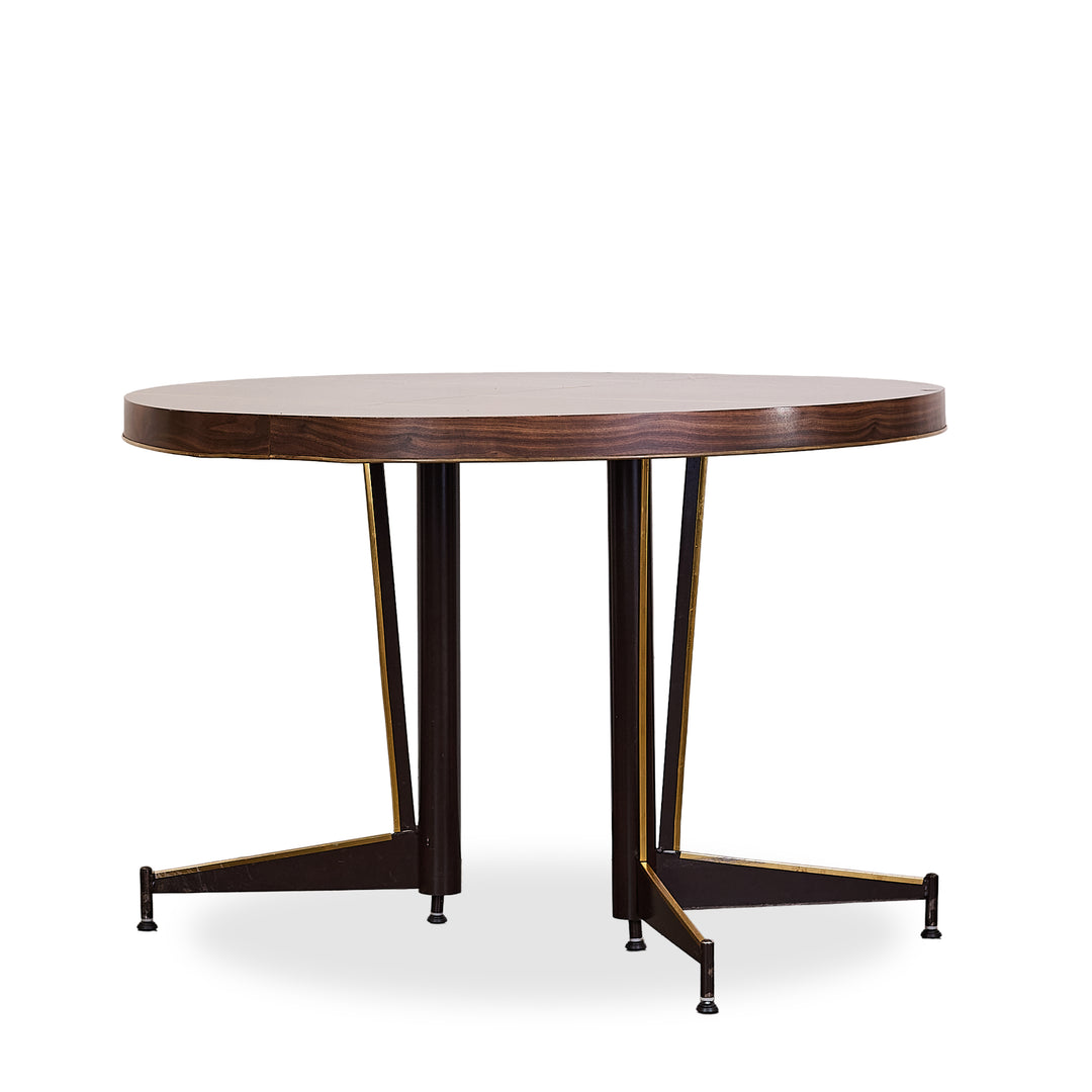 Extendable Dining Table detail view 2 - What&