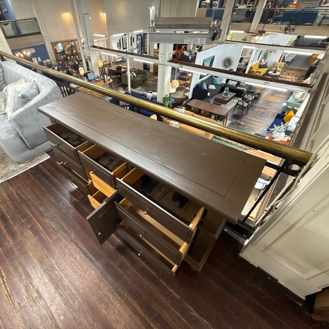 Lowboy Broyhill Dresser | Brown