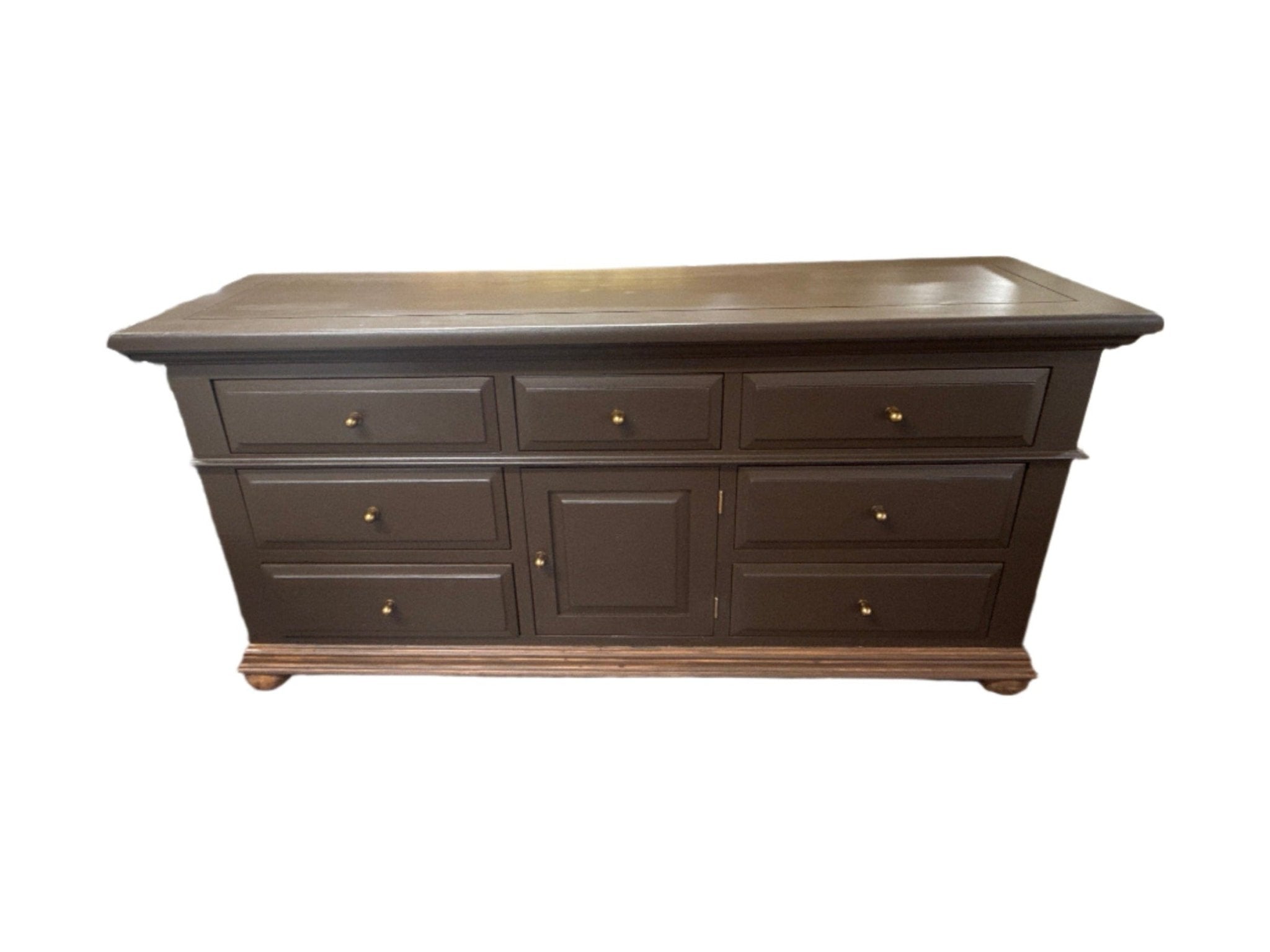 figferniture-lowboy-broyhill-