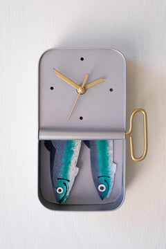 Anchovy Tin Clock — detail view 2