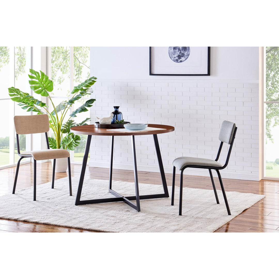 Courtdale 41.5" Round Dining Table - Whats New Furniture Portland OR