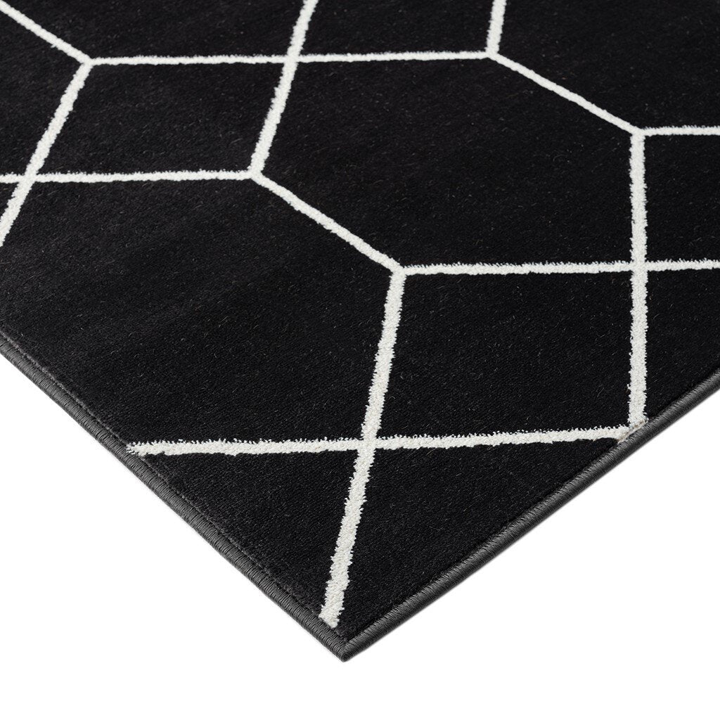 Averie Geometric Rug in Black/Cream - Whats New Furniture - Portland, Oregon
