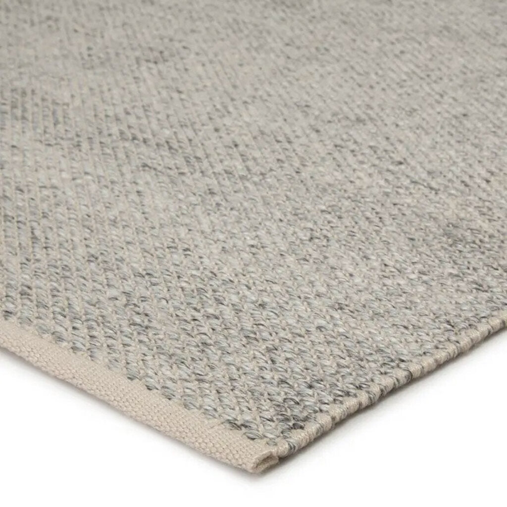 Rug in Whitecap Gray - What&