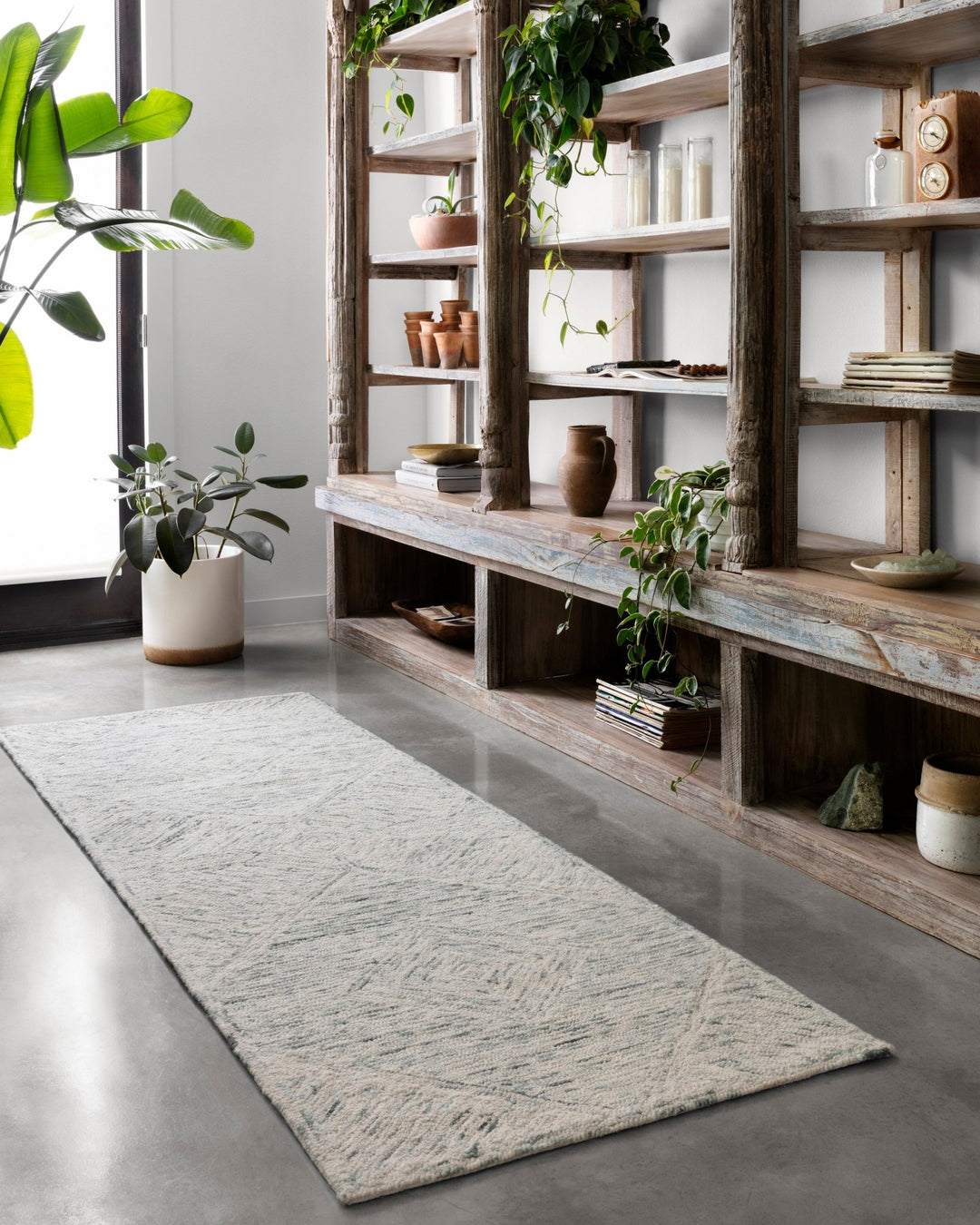 The Ziva Area Rug (ZV-05) detail view 2 - What&