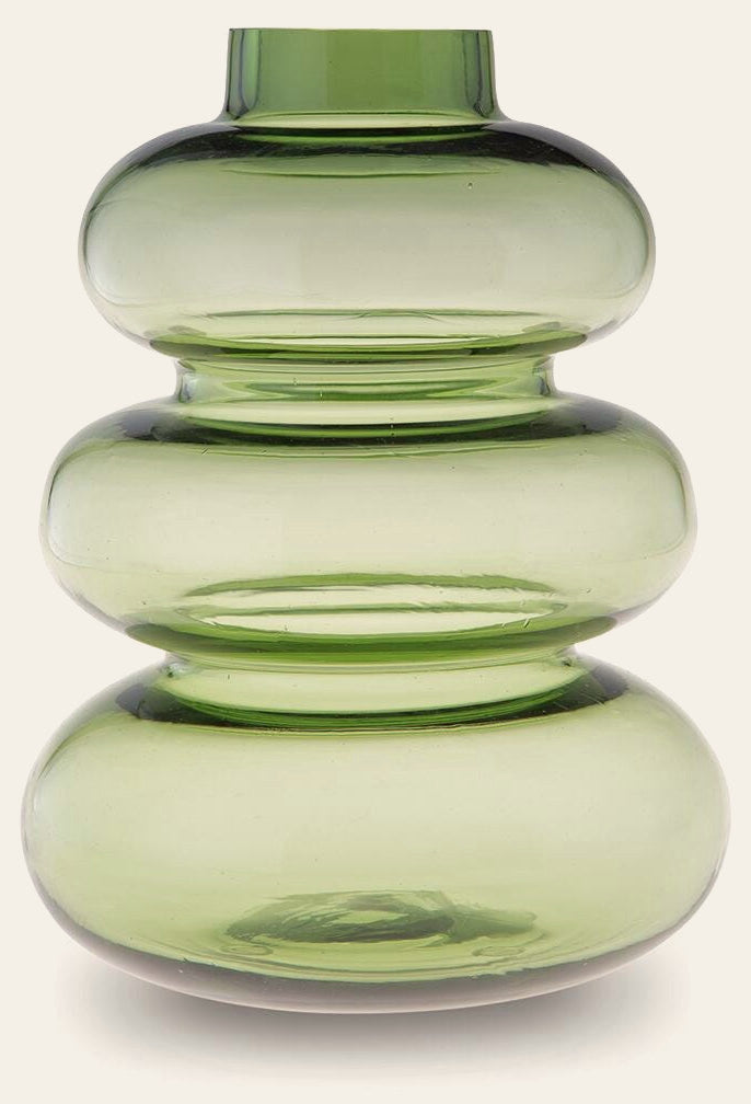 Renethorne 9-Inch Vase in Green — official Ashley Furniture studio view